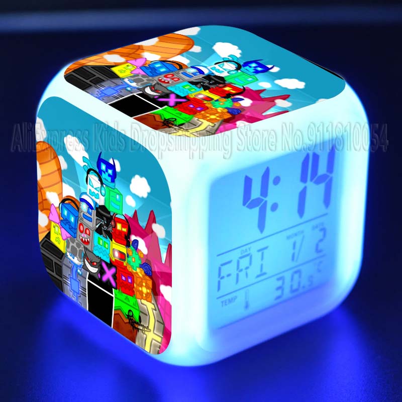 Sveglie da cruscotto con geome - Led Desk Clock recensione e prezzo
