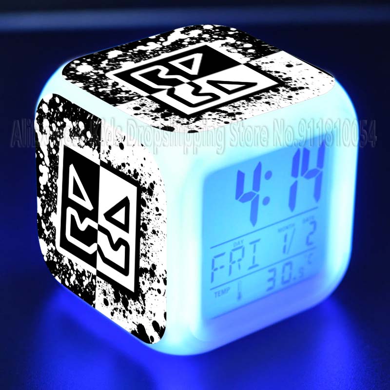 Sveglie da cruscotto con geome - Led Desk Clock recensione e prezzo